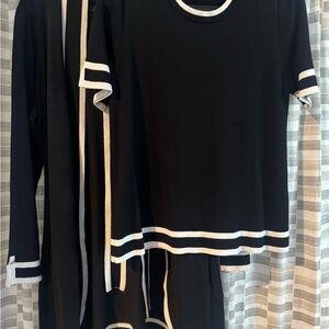Liz Claiborne Black & Ivory 2-Piece Knit Set Top & Cardigan Size L/XL